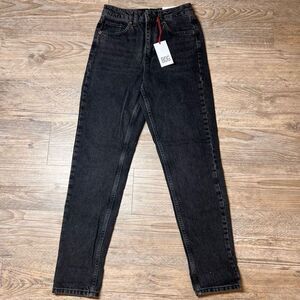 BDG Urban Outfitters Womens Black High Waisted Tapered Leg Mom Jeans Size 25 NWT